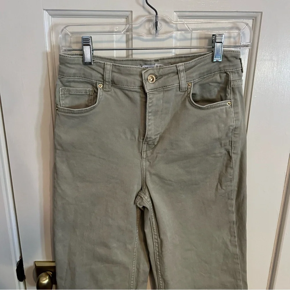 EUC Zara Wide Leg Denim - SZ 2